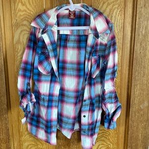 Arizona jean company button down shirt with crochet detail size 10/12